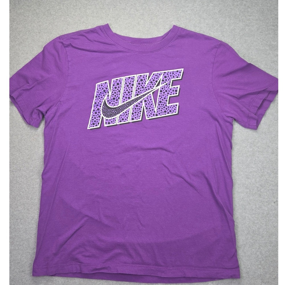 Nike Graphic‎ Tee Mens Medium Purple Polka Dot Logo Short Sleeve T-Shirt Swoosh
